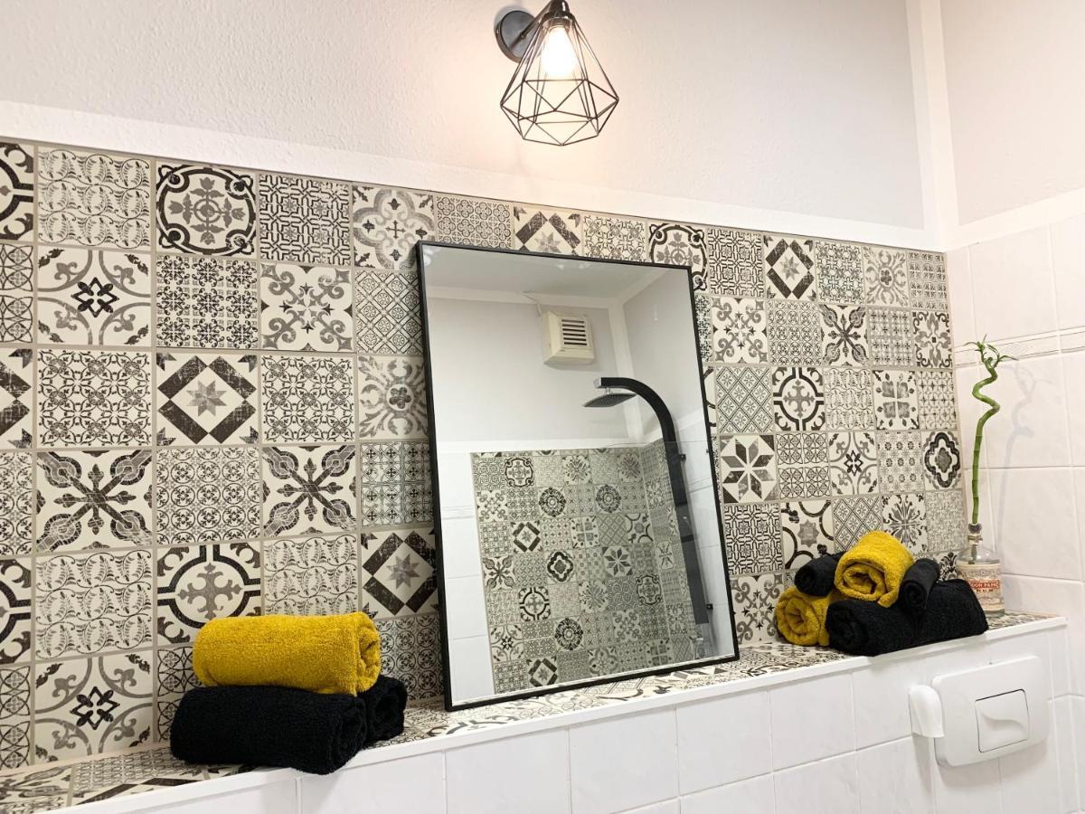 Lovely City-Apartment*Tiefgarage,Zentrum,Btu* コットブス エクステリア 写真